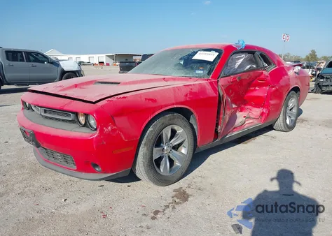 2017 Dodge Challenger Sxt z USA, uszkodzony, nr VIN 2C3CDZAG9HH568275